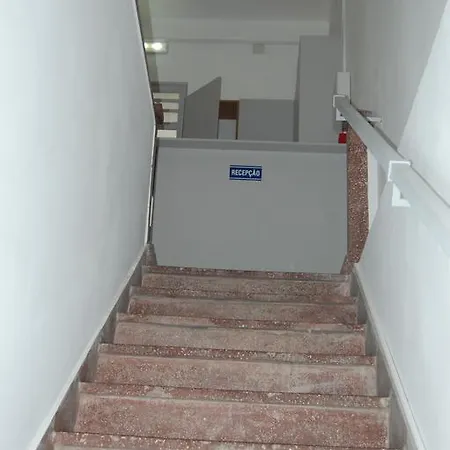 Sulhostel Хостел Сетубал